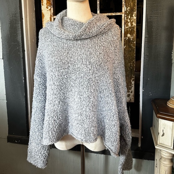 Free people BFF sweater in gray oversized cowl neck women’s size S - Picture 2 of 6